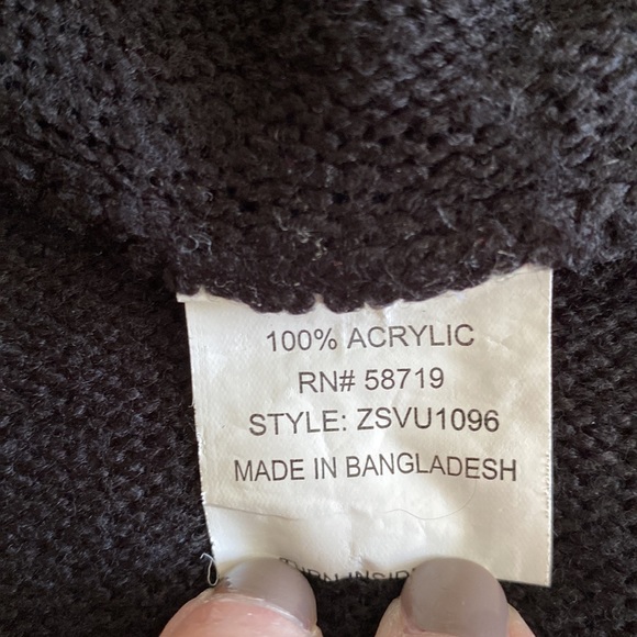 NY long fringed pullover sleeved cape black boho festival hippie fringe - Picture 9 of 11